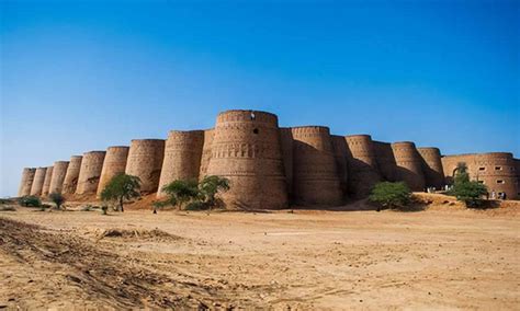  Forts & Palaces: Exploring Pakistan's Architectural Heritage – A Window into Time and Tradition